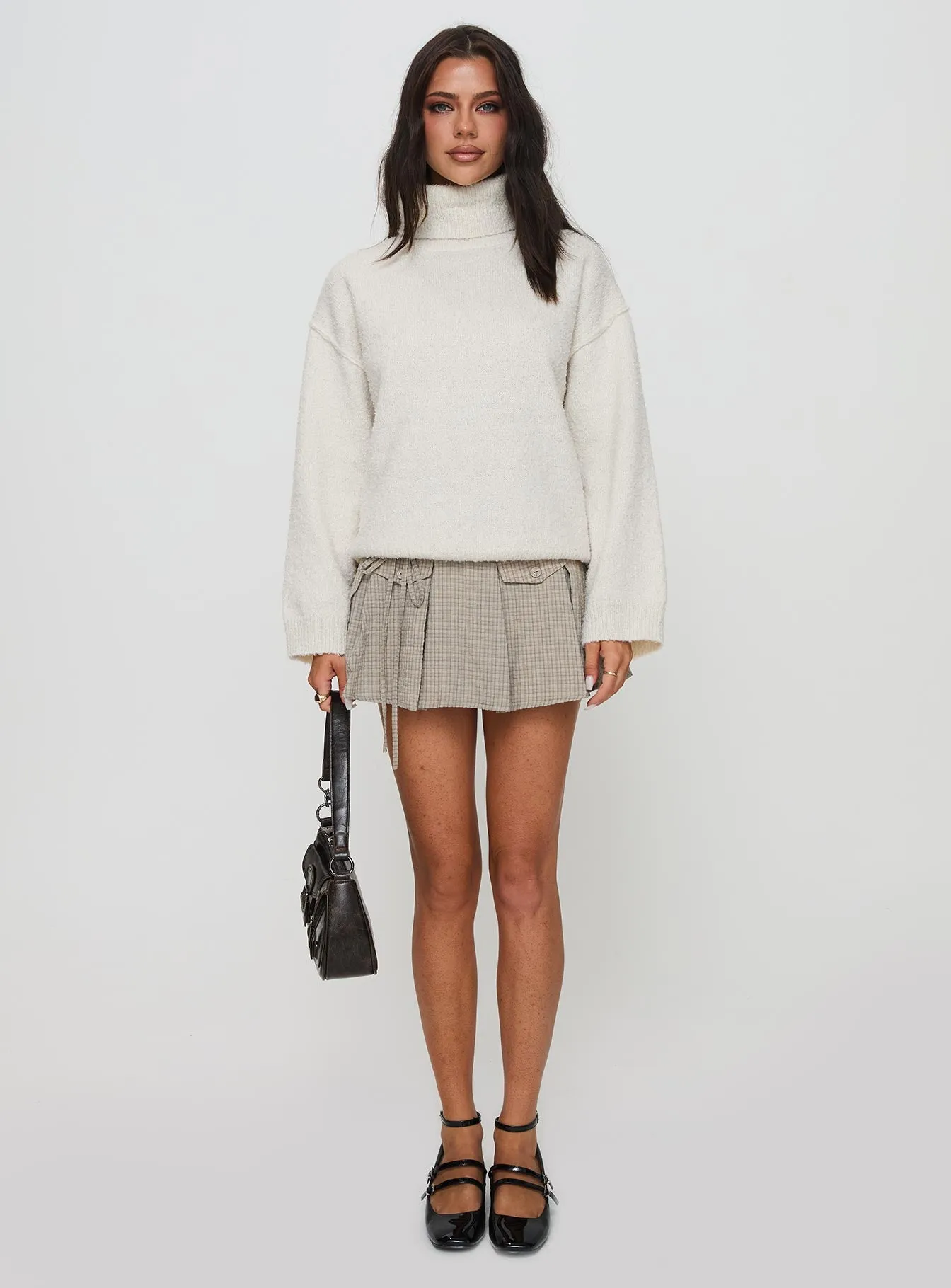 Finnien Boucle Turtleneck Sweater Cream