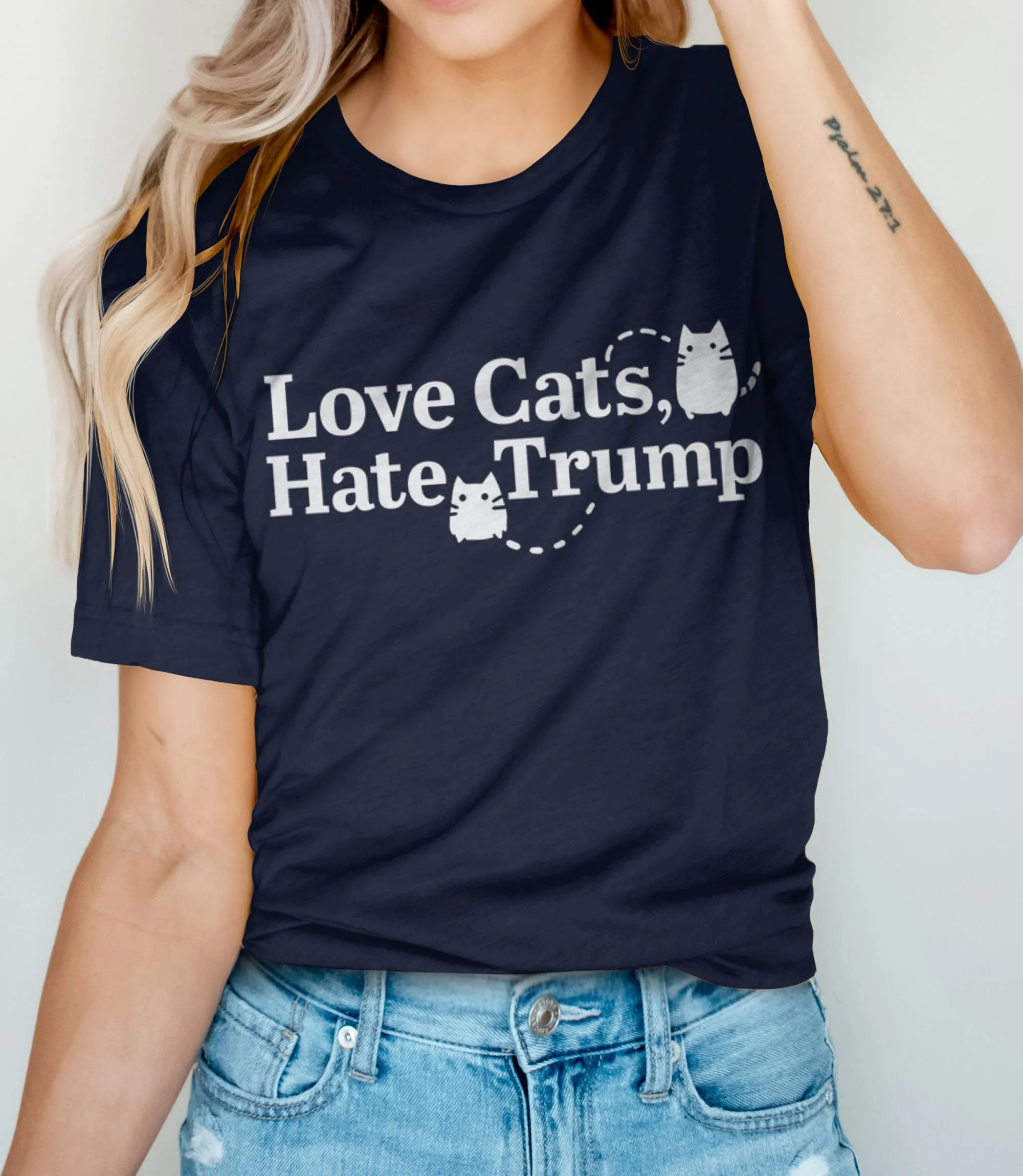 Love Cats Hate Trump Shirt