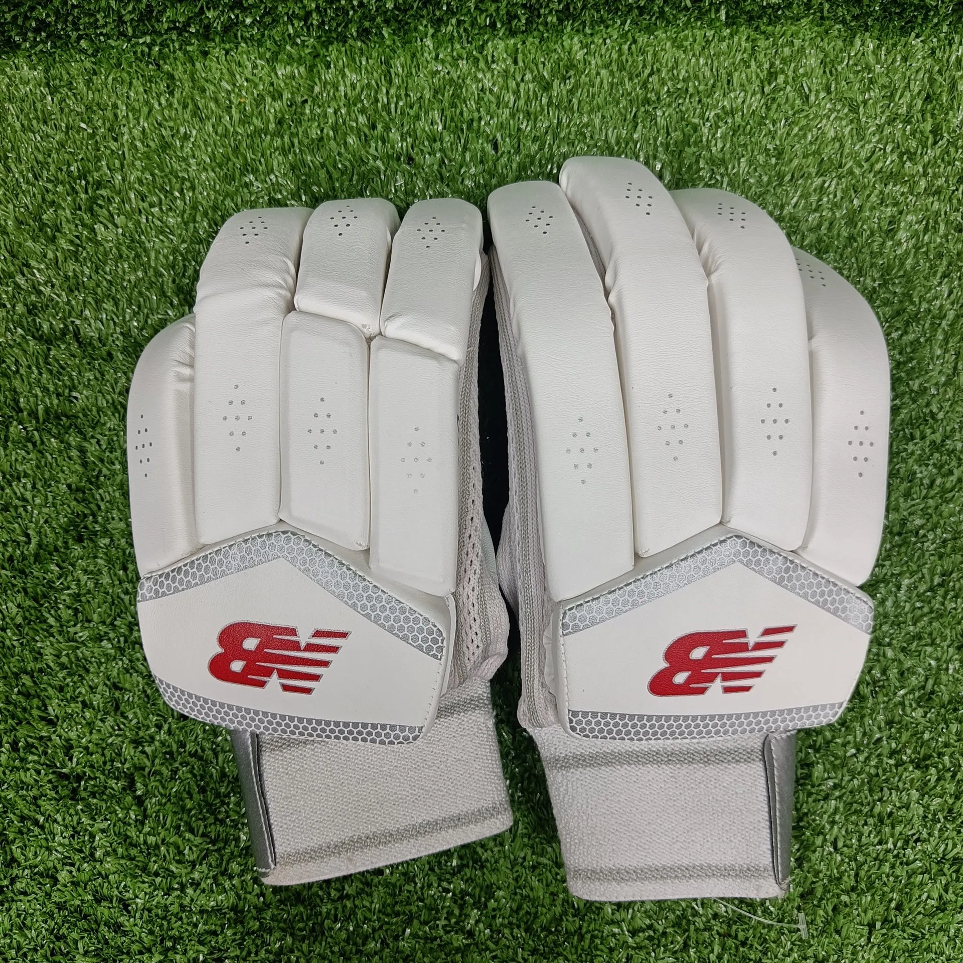 New Balance TC 460 Adult Cricket Batting Gloves